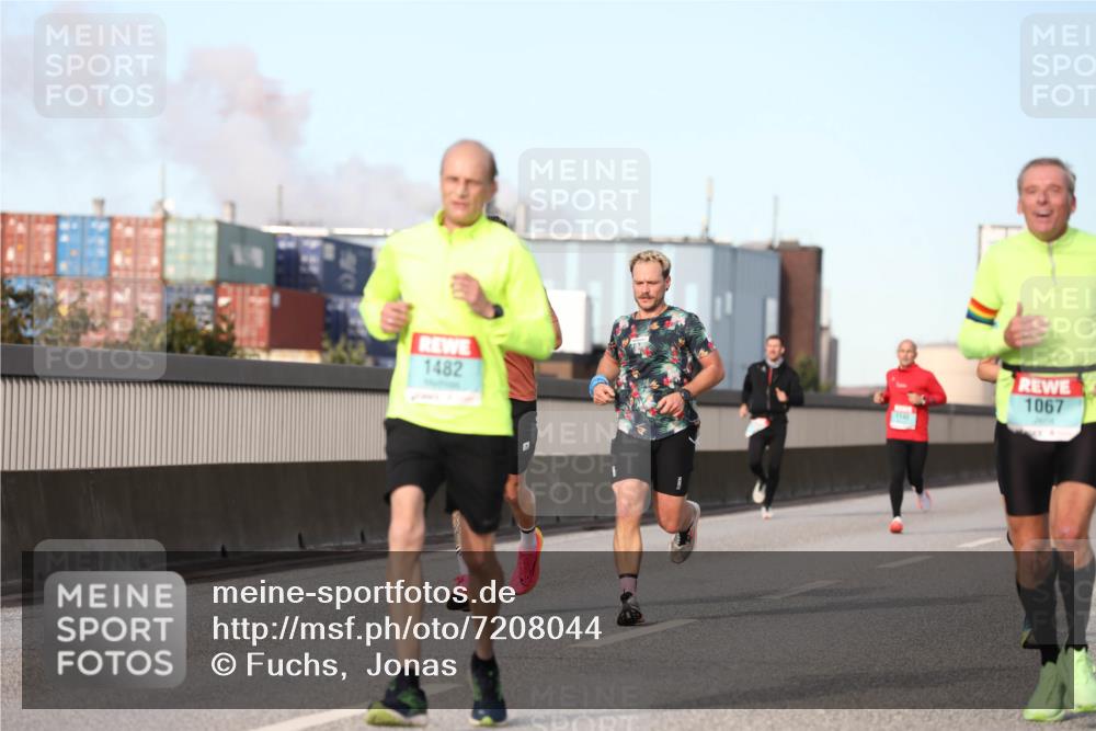 03.10.2024 - Köhlbrandbrückenlauf Fuchs,  Jonas http://msf.ph/oto/7208044 03.10.2024 09:43:40 Position 3 1482, 1067 meine-sportfotos.de