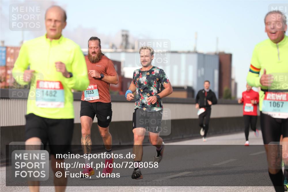 03.10.2024 - Köhlbrandbrückenlauf Fuchs,  Jonas http://msf.ph/oto/7208058 03.10.2024 09:43:41 Position 3 1482, 1533, 1067 meine-sportfotos.de