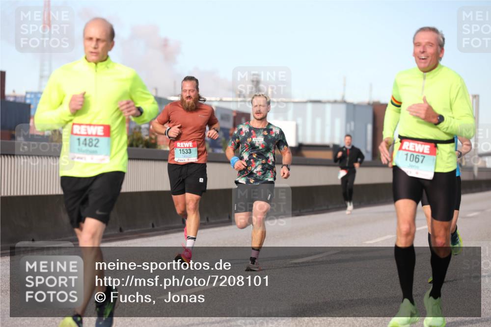 03.10.2024 - Köhlbrandbrückenlauf Fuchs,  Jonas http://msf.ph/oto/7208101 03.10.2024 09:43:42 Position 3 1482, 1533, 1067 meine-sportfotos.de