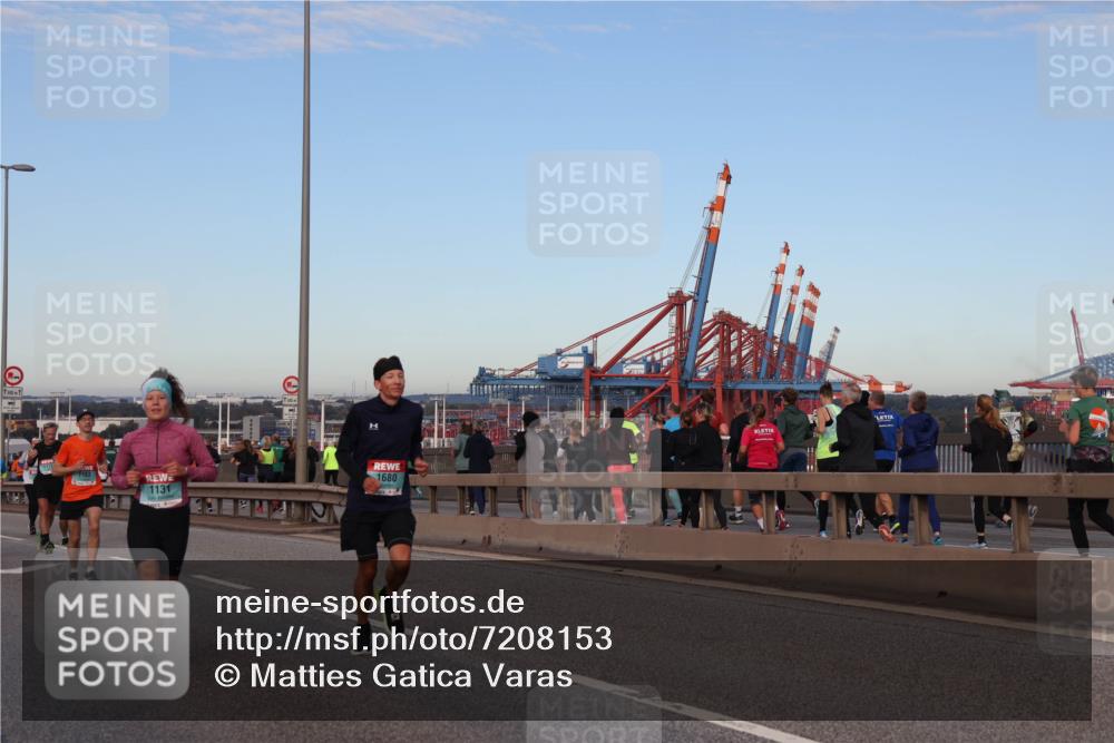 03.10.2024 - Köhlbrandbrückenlauf Matties Gatica Varas http://msf.ph/oto/7208153 03.10.2024 09:34:09 Position 2 500, 1680, 1131 meine-sportfotos.de