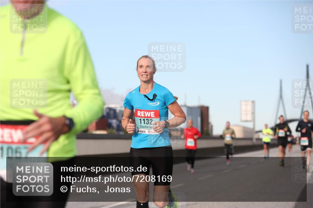 03.10.2024 - Köhlbrandbrückenlauf Fuchs,  Jonas http://msf.ph/oto/7208169 03.10.2024 09:43:44 Position 3 1067, 1132 meine-sportfotos.de