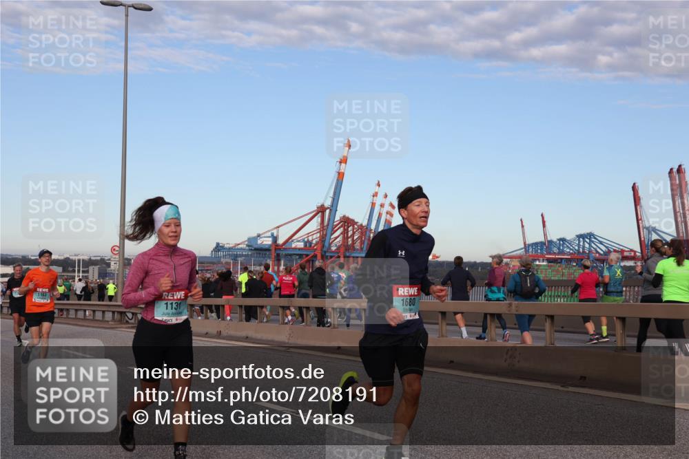 03.10.2024 - Köhlbrandbrückenlauf Matties Gatica Varas http://msf.ph/oto/7208191 03.10.2024 09:34:11 Position 2 1163, 1131, 1680 meine-sportfotos.de