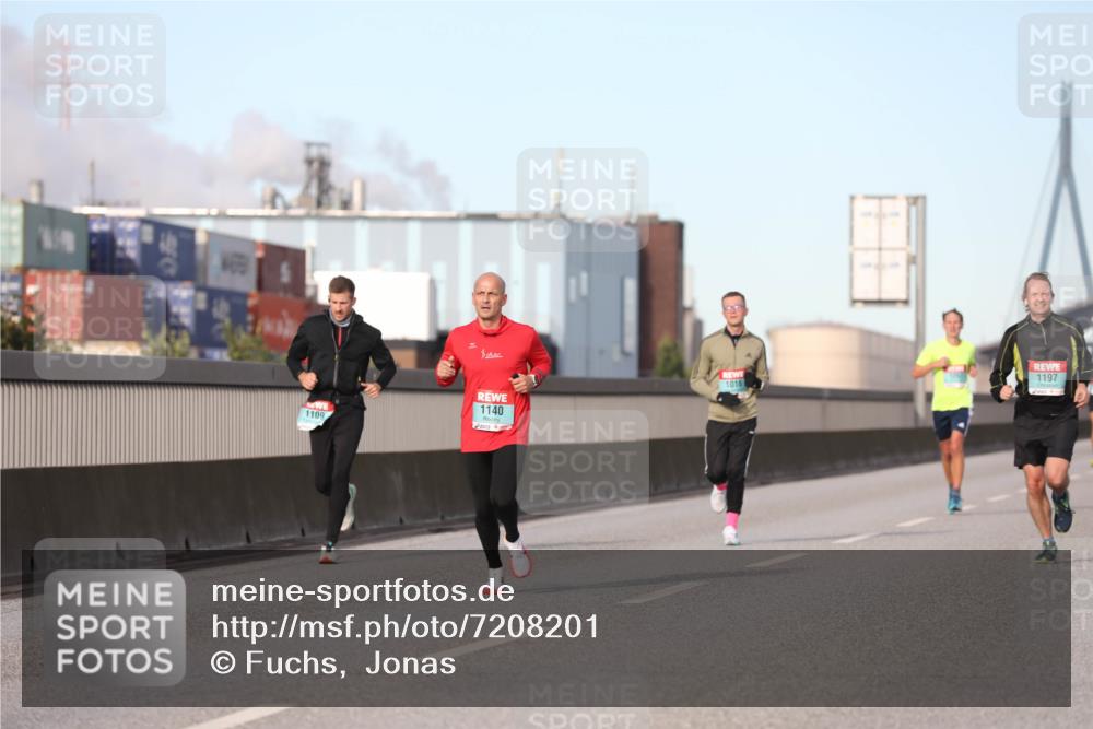 03.10.2024 - Köhlbrandbrückenlauf Fuchs,  Jonas http://msf.ph/oto/7208201 03.10.2024 09:43:45 Position 3 1109, 1140, 1016, 1197 meine-sportfotos.de