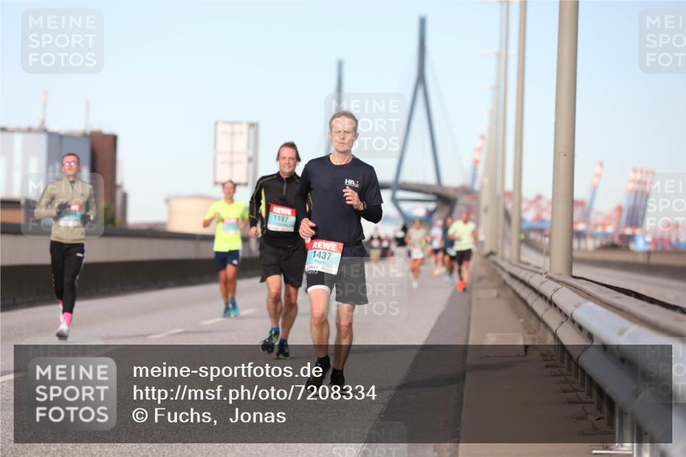 03.10.2024 - Köhlbrandbrückenlauf Fuchs,  Jonas http://msf.ph/oto/7208334 03.10.2024 09:43:47 Position 3 1197, 1437 meine-sportfotos.de