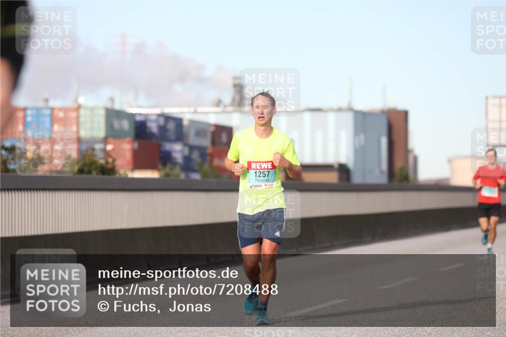 03.10.2024 - Köhlbrandbrückenlauf Fuchs,  Jonas http://msf.ph/oto/7208488 03.10.2024 09:43:52 Position 3 1257 meine-sportfotos.de