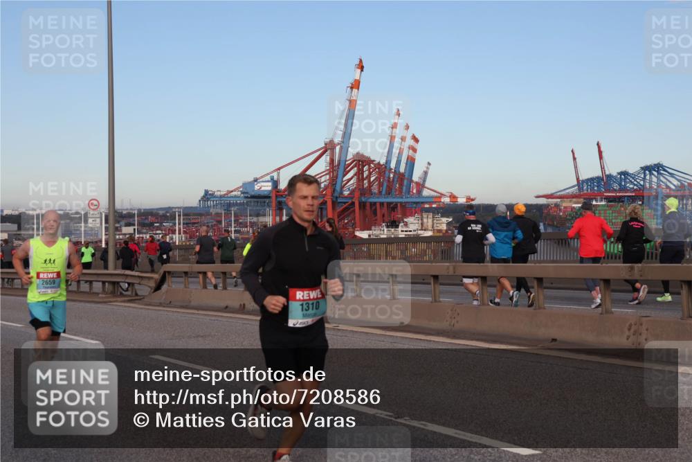 03.10.2024 - Köhlbrandbrückenlauf Matties Gatica Varas http://msf.ph/oto/7208586 03.10.2024 09:34:32 Position 2 2659, 500, 1, 1310 meine-sportfotos.de