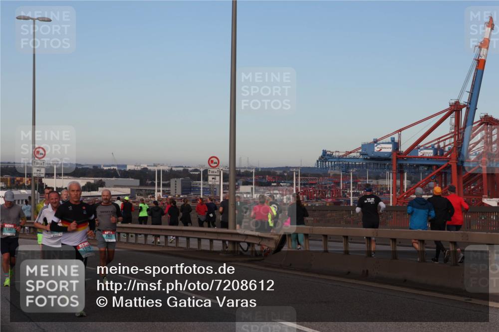03.10.2024 - Köhlbrandbrückenlauf Matties Gatica Varas http://msf.ph/oto/7208612 03.10.2024 09:34:35 Position 2 1307, 1500, 1029, 1162, 500 meine-sportfotos.de