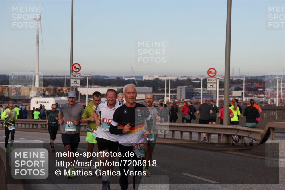 03.10.2024 - Köhlbrandbrückenlauf Matties Gatica Varas http://msf.ph/oto/7208618 03.10.2024 09:34:37 Position 2 1500, 1307, 138, 1029, 500 meine-sportfotos.de