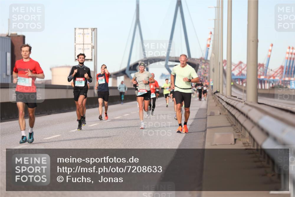 03.10.2024 - Köhlbrandbrückenlauf Fuchs,  Jonas http://msf.ph/oto/7208633 03.10.2024 09:43:55 Position 3 1075, 1763, 1442, 2293 meine-sportfotos.de