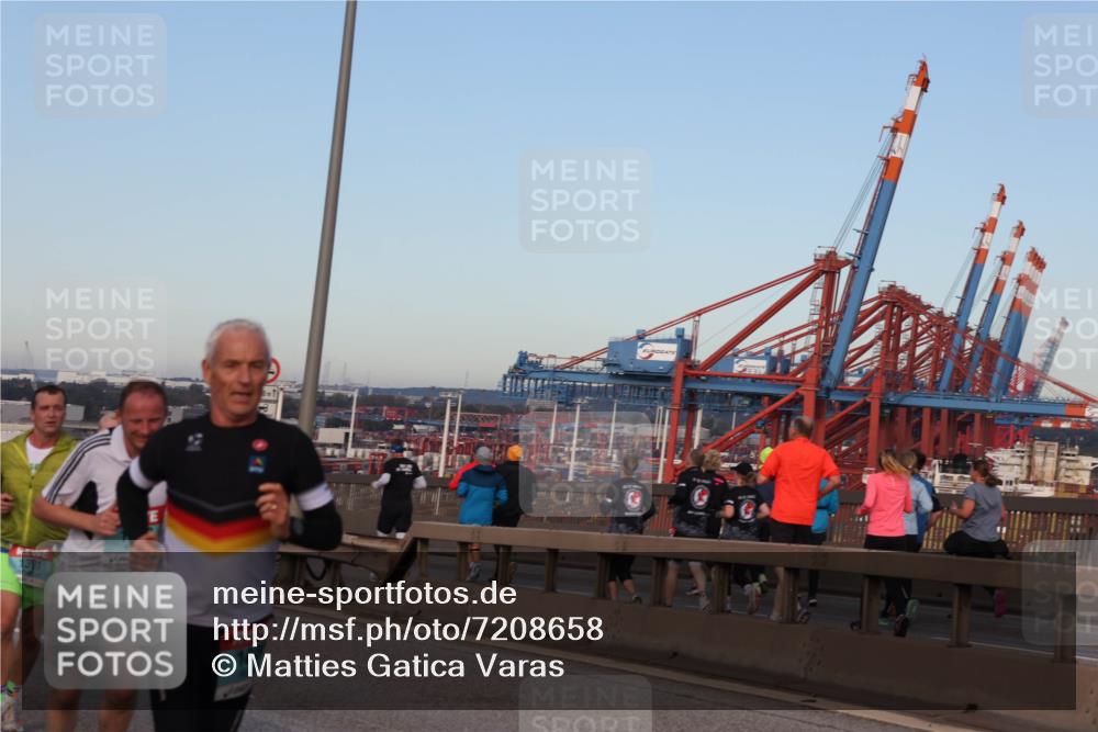 03.10.2024 - Köhlbrandbrückenlauf Matties Gatica Varas http://msf.ph/oto/7208658 03.10.2024 09:34:38 Position 2 1391, 100 meine-sportfotos.de