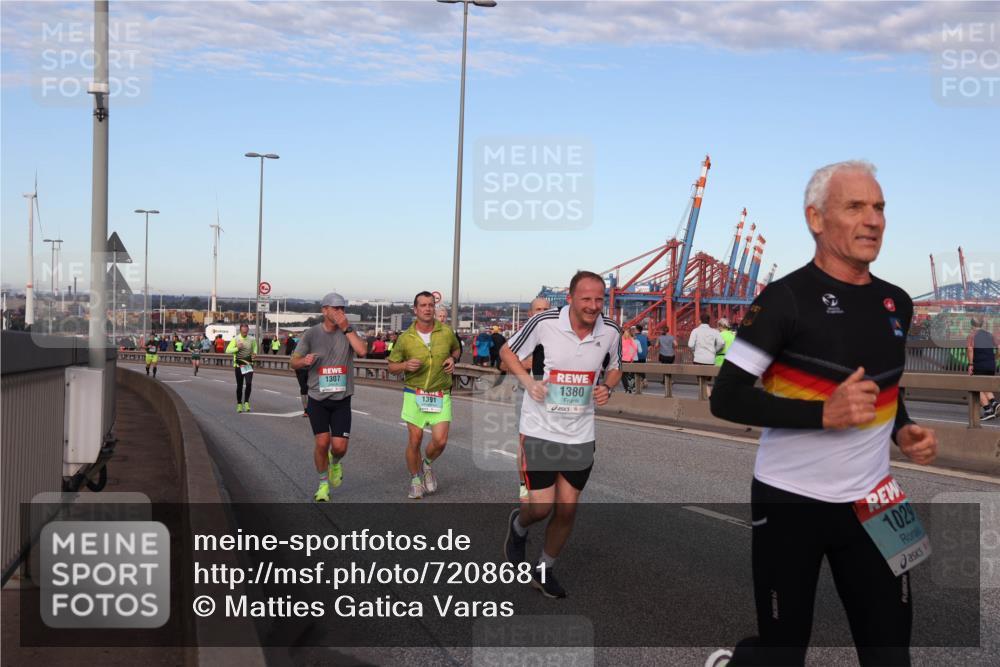 03.10.2024 - Köhlbrandbrückenlauf Matties Gatica Varas http://msf.ph/oto/7208681 03.10.2024 09:34:40 Position 2 1307, 1391, 1380, 1029 meine-sportfotos.de