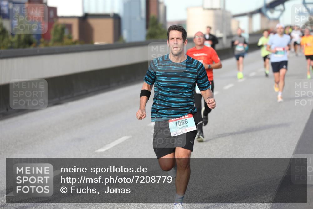 03.10.2024 - Köhlbrandbrückenlauf Fuchs,  Jonas http://msf.ph/oto/7208779 03.10.2024 09:44:04 Position 3 1066 meine-sportfotos.de