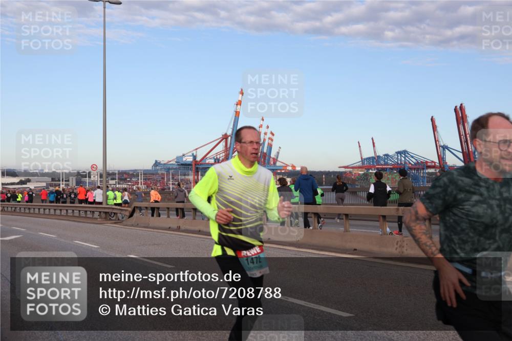03.10.2024 - Köhlbrandbrückenlauf Matties Gatica Varas http://msf.ph/oto/7208788 03.10.2024 09:34:47 Position 2 1472 meine-sportfotos.de