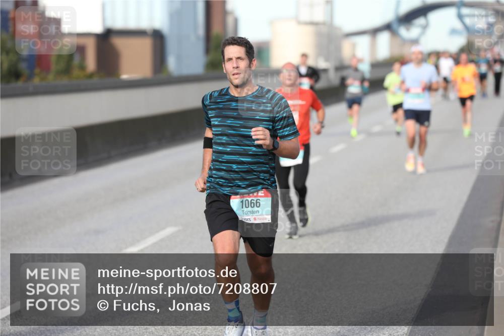 03.10.2024 - Köhlbrandbrückenlauf Fuchs,  Jonas http://msf.ph/oto/7208807 03.10.2024 09:44:04 Position 3 1066 meine-sportfotos.de