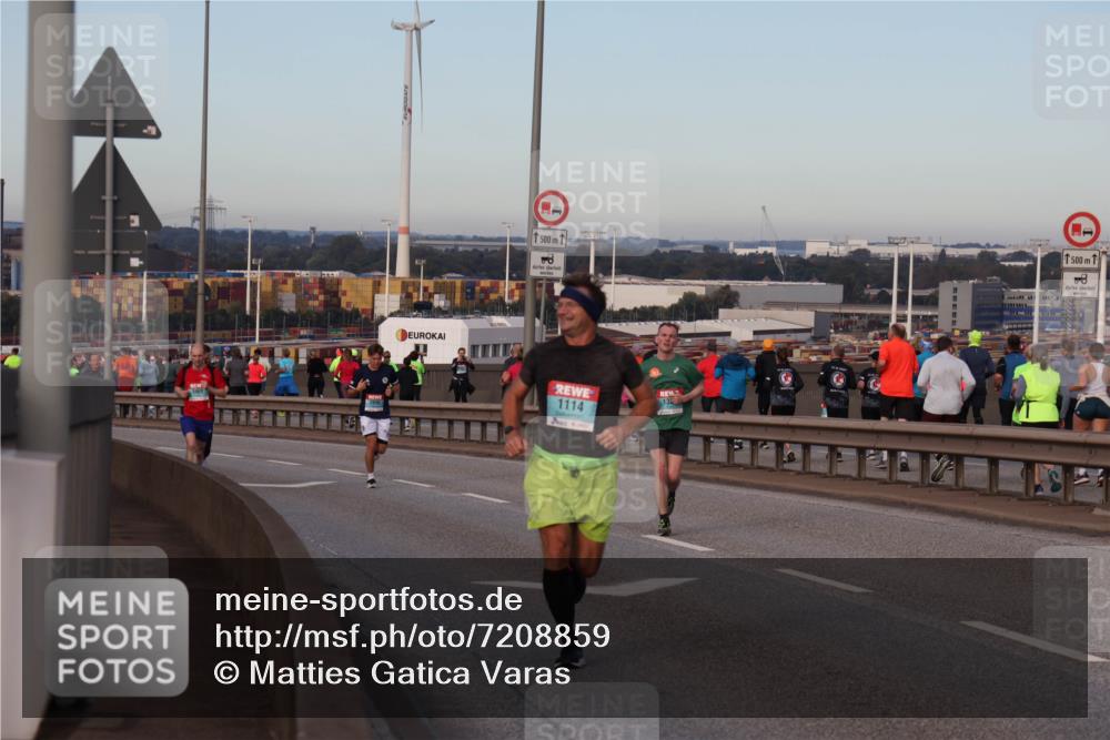 03.10.2024 - Köhlbrandbrückenlauf Matties Gatica Varas http://msf.ph/oto/7208859 03.10.2024 09:34:49 Position 2 1500, 1, 1114, 1500 meine-sportfotos.de