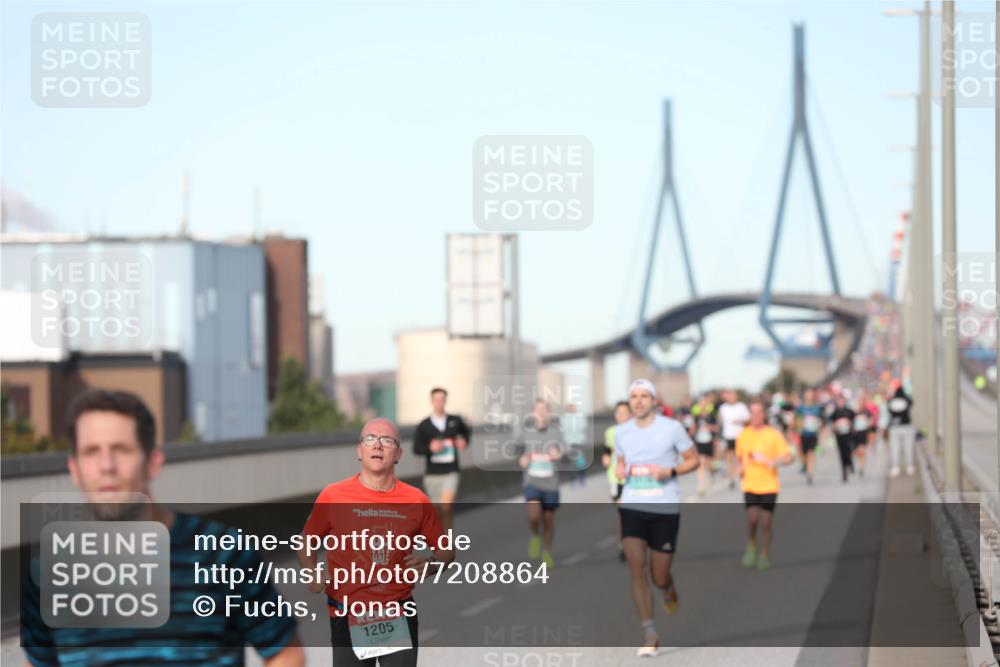 03.10.2024 - Köhlbrandbrückenlauf Fuchs,  Jonas http://msf.ph/oto/7208864 03.10.2024 09:44:05 Position 3 1205 meine-sportfotos.de