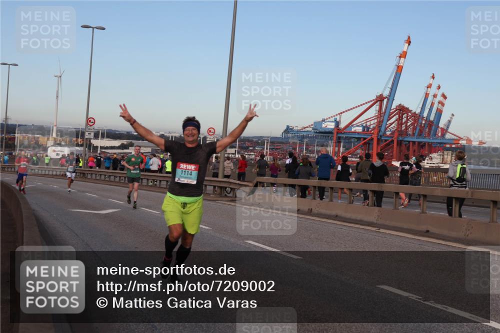 03.10.2024 - Köhlbrandbrückenlauf Matties Gatica Varas http://msf.ph/oto/7209002 03.10.2024 09:34:51 Position 2 1114, 00 meine-sportfotos.de