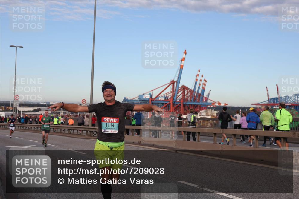 03.10.2024 - Köhlbrandbrückenlauf Matties Gatica Varas http://msf.ph/oto/7209028 03.10.2024 09:34:52 Position 2 1114 meine-sportfotos.de