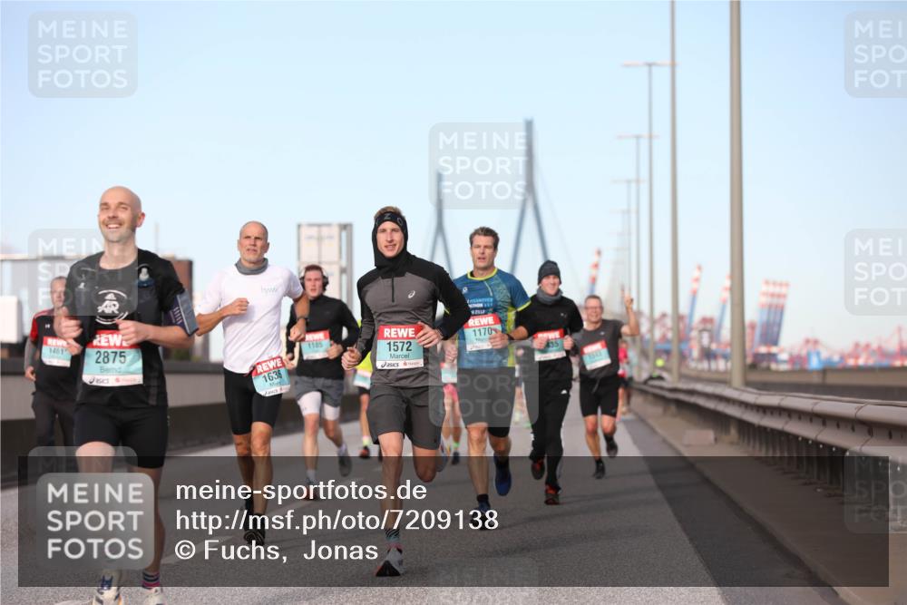 03.10.2024 - Köhlbrandbrückenlauf Fuchs,  Jonas http://msf.ph/oto/7209138 03.10.2024 09:44:23 Position 3 1461, 2875, 2017, 1185, 1572, 1170, 1636, 35 meine-sportfotos.de