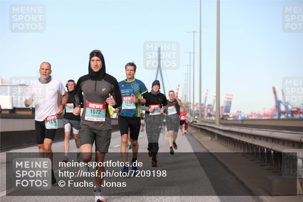 03.10.2024 - Köhlbrandbrückenlauf Fuchs,  Jonas http://msf.ph/oto/7209198 03.10.2024 09:44:24 Position 3 1185, 163, 2017, 1170, 1572, 435, 1343 meine-sportfotos.de