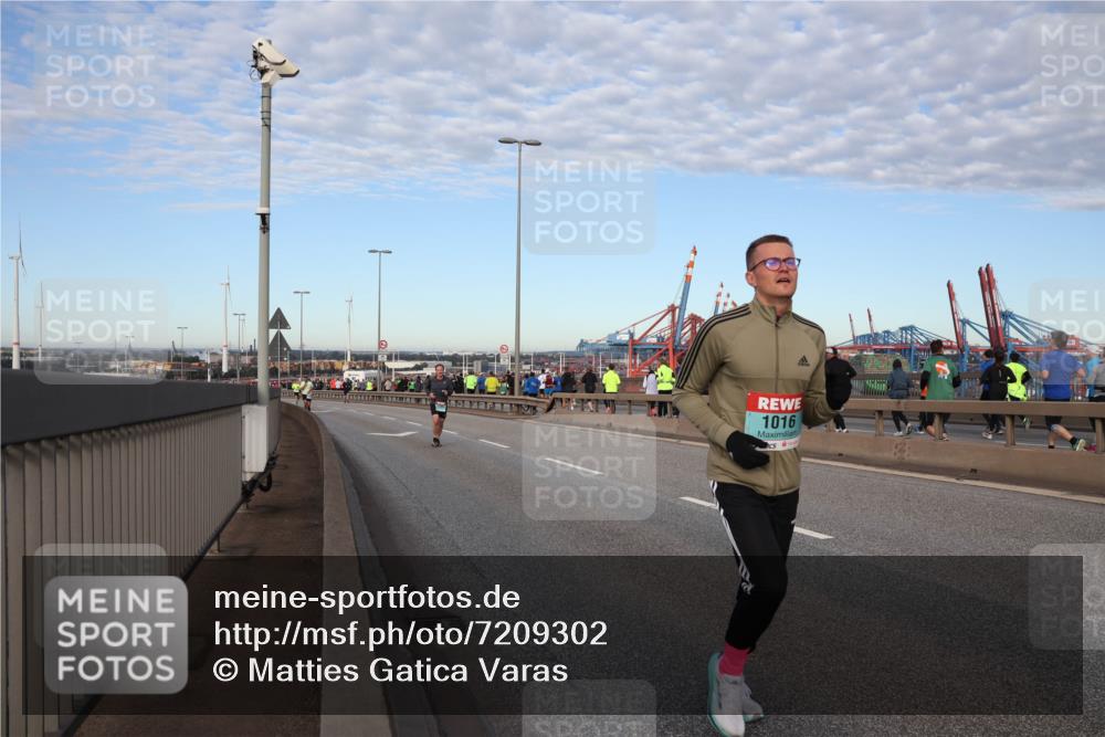 03.10.2024 - Köhlbrandbrückenlauf Matties Gatica Varas http://msf.ph/oto/7209302 03.10.2024 09:35:04 Position 2 1016 meine-sportfotos.de