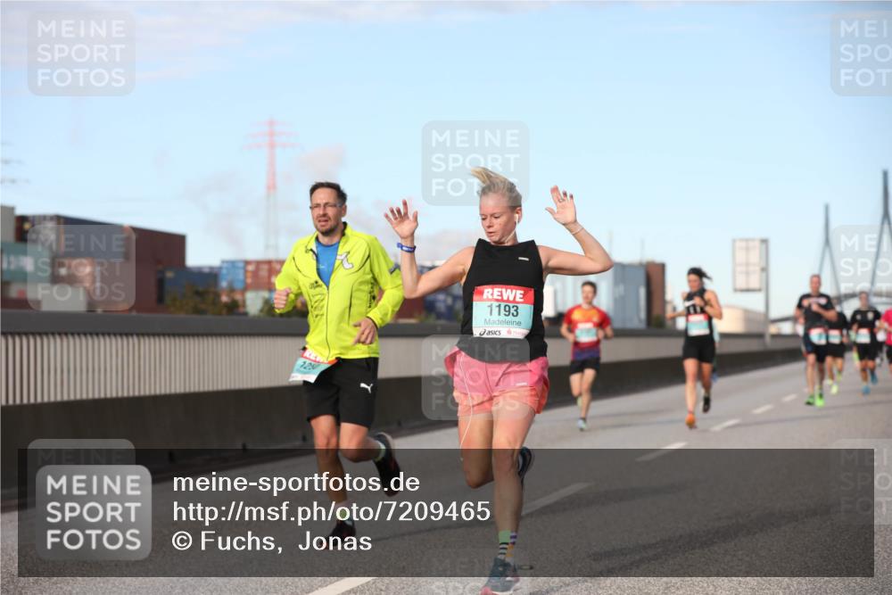 03.10.2024 - Köhlbrandbrückenlauf Fuchs,  Jonas http://msf.ph/oto/7209465 03.10.2024 09:44:31 Position 3 125, 1193 meine-sportfotos.de