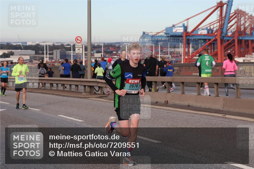 03.10.2024 - Köhlbrandbrückenlauf Matties Gatica Varas http://msf.ph/oto/7209551 03.10.2024 09:35:18 Position 2 1482, 1500, 1, 2076 meine-sportfotos.de