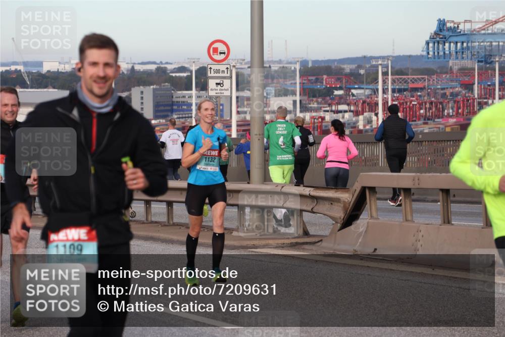 03.10.2024 - Köhlbrandbrückenlauf Matties Gatica Varas http://msf.ph/oto/7209631 03.10.2024 09:35:22 Position 2 1109, 1500, 1, 1132 meine-sportfotos.de