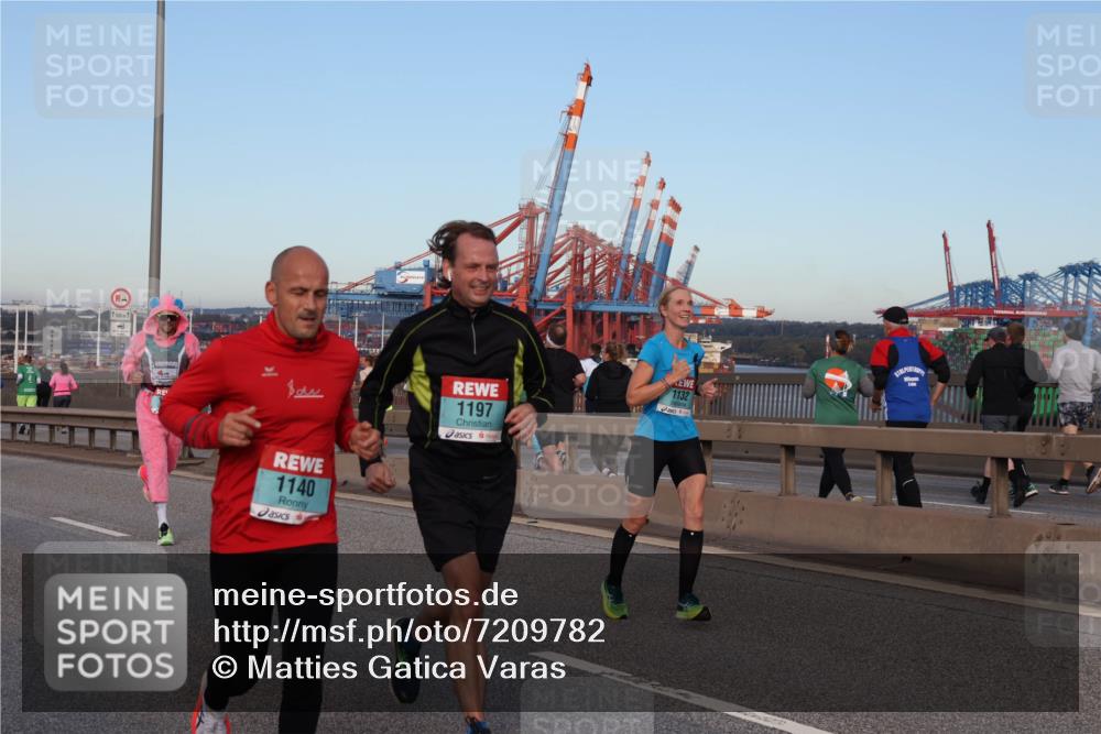 03.10.2024 - Köhlbrandbrückenlauf Matties Gatica Varas http://msf.ph/oto/7209782 03.10.2024 09:35:26 Position 2 1500, 1, 1140, 1197, 1132 meine-sportfotos.de