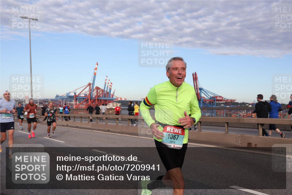 03.10.2024 - Köhlbrandbrückenlauf Matties Gatica Varas http://msf.ph/oto/7209941 03.10.2024 09:35:31 Position 2 1067 meine-sportfotos.de