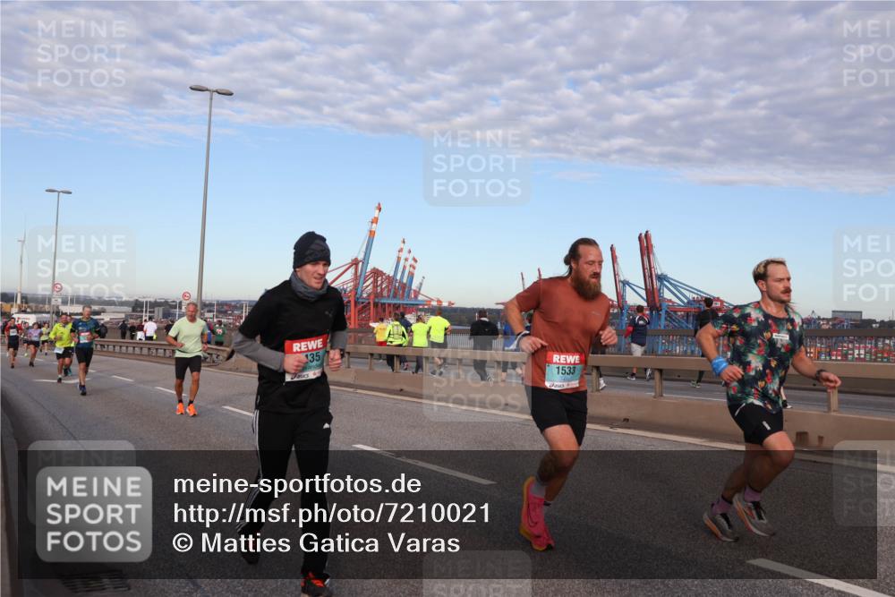03.10.2024 - Köhlbrandbrückenlauf Matties Gatica Varas http://msf.ph/oto/7210021 03.10.2024 09:35:34 Position 2 135, 1533 meine-sportfotos.de