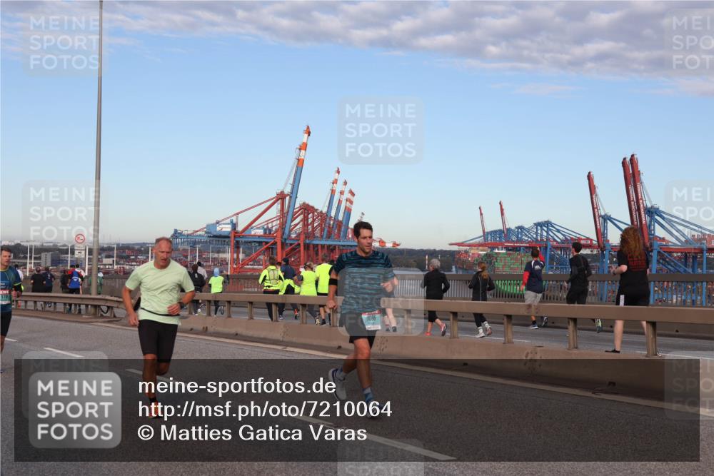 03.10.2024 - Köhlbrandbrückenlauf Matties Gatica Varas http://msf.ph/oto/7210064 03.10.2024 09:35:36 Position 2 1066 meine-sportfotos.de