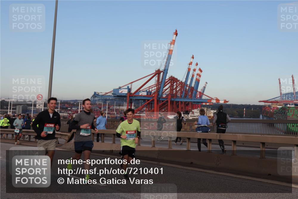 03.10.2024 - Köhlbrandbrückenlauf Matties Gatica Varas http://msf.ph/oto/7210401 03.10.2024 09:35:45 Position 2 500, 1, 1270, 1161, 1914 meine-sportfotos.de