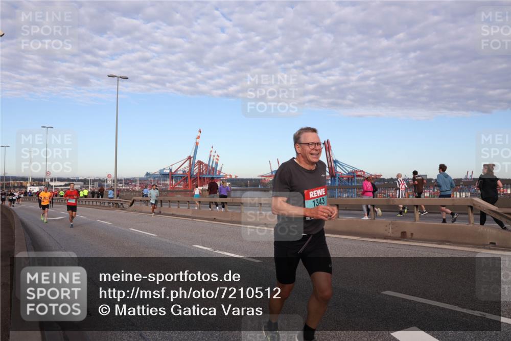 03.10.2024 - Köhlbrandbrückenlauf Matties Gatica Varas http://msf.ph/oto/7210512 03.10.2024 09:35:49 Position 2 1343 meine-sportfotos.de
