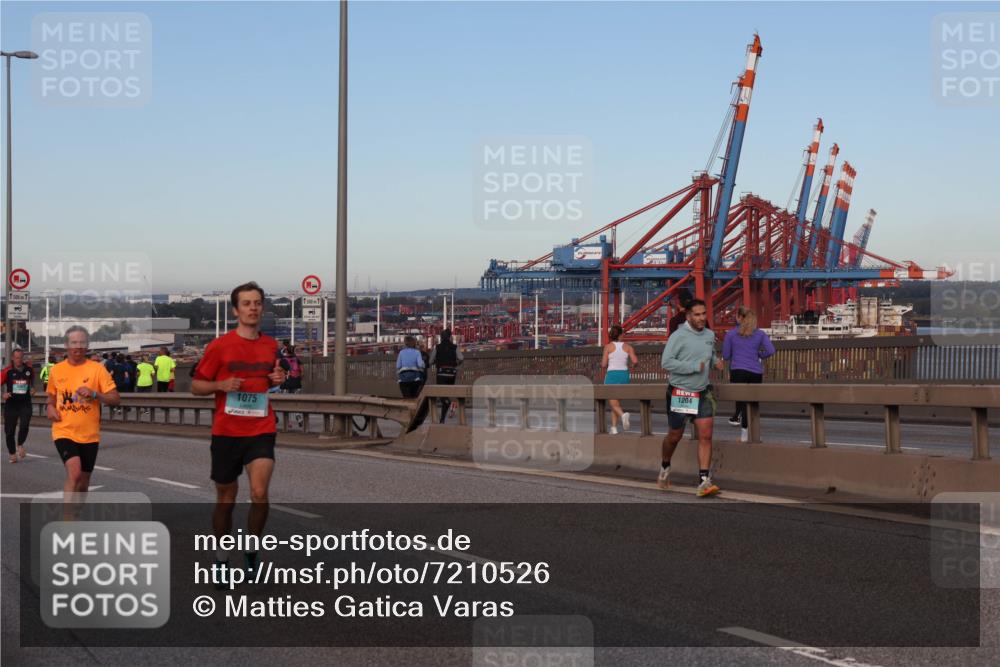 03.10.2024 - Köhlbrandbrückenlauf Matties Gatica Varas http://msf.ph/oto/7210526 03.10.2024 09:35:51 Position 2 1500, 1, 1075, 500, 1204 meine-sportfotos.de