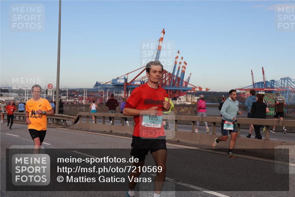03.10.2024 - Köhlbrandbrückenlauf Matties Gatica Varas http://msf.ph/oto/7210569 03.10.2024 09:35:53 Position 2 1075, 1204 meine-sportfotos.de