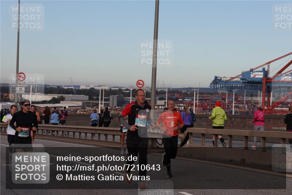 03.10.2024 - Köhlbrandbrückenlauf Matties Gatica Varas http://msf.ph/oto/7210643 03.10.2024 09:35:57 Position 2 1500, 1, 1245, 1461 meine-sportfotos.de