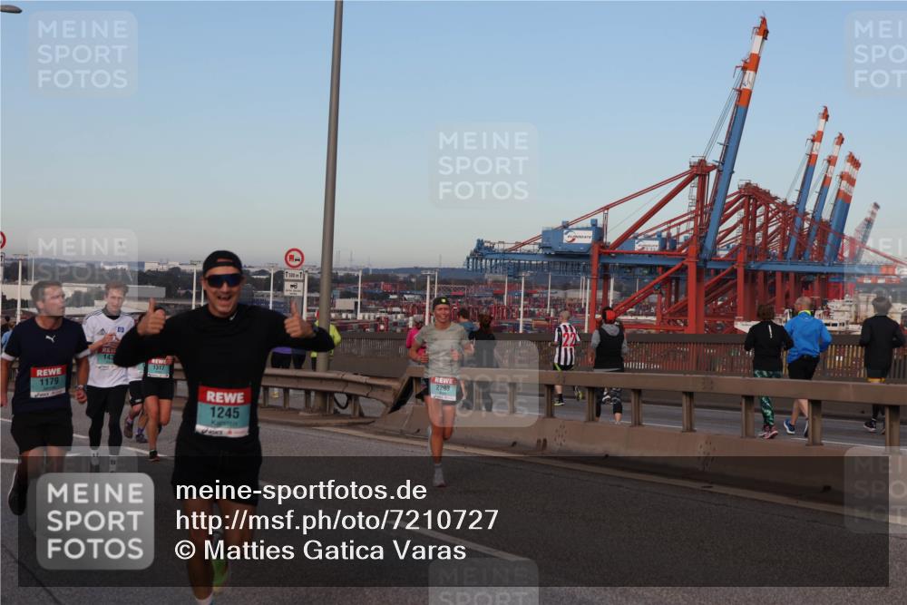 03.10.2024 - Köhlbrandbrückenlauf Matties Gatica Varas http://msf.ph/oto/7210727 03.10.2024 09:36:00 Position 2 143, 1179, 1317, 500, 1245, 2293 meine-sportfotos.de