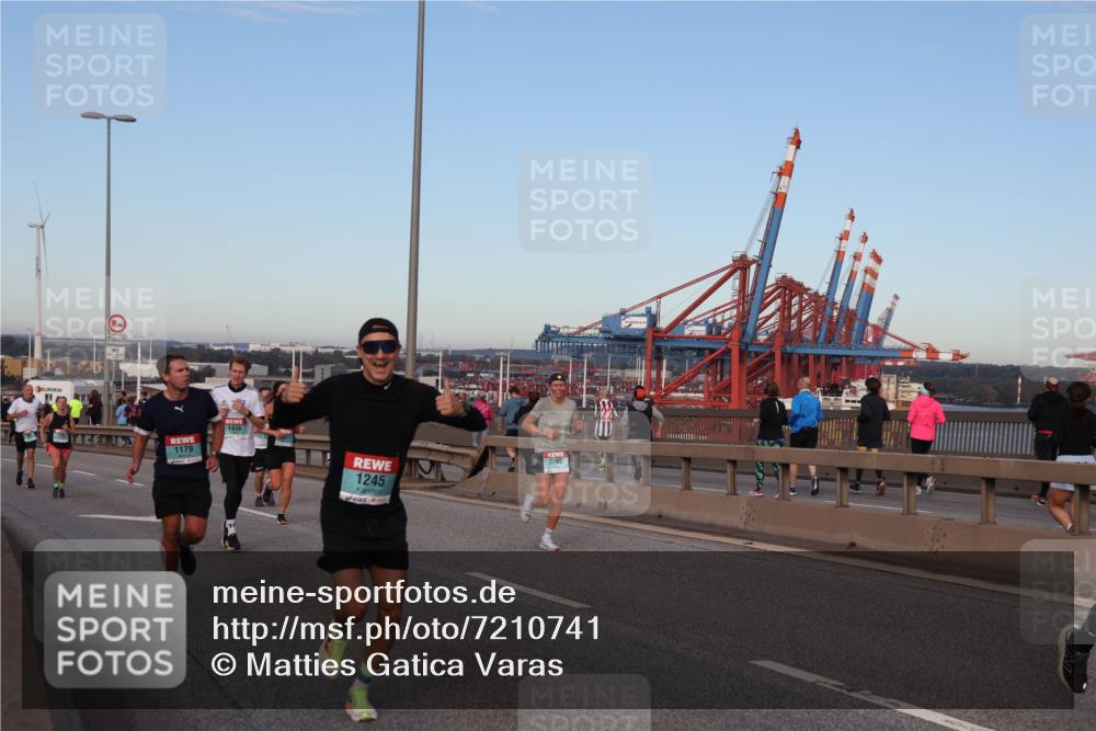 03.10.2024 - Köhlbrandbrückenlauf Matties Gatica Varas http://msf.ph/oto/7210741 03.10.2024 09:36:00 Position 2 1179, 1245, 2293 meine-sportfotos.de