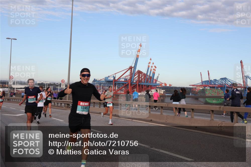 03.10.2024 - Köhlbrandbrückenlauf Matties Gatica Varas http://msf.ph/oto/7210756 03.10.2024 09:36:01 Position 2 1179, 2293, 1245 meine-sportfotos.de