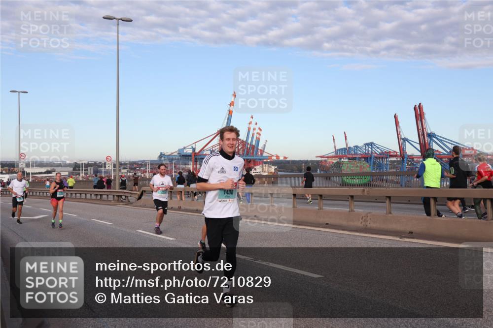 03.10.2024 - Köhlbrandbrückenlauf Matties Gatica Varas http://msf.ph/oto/7210829 03.10.2024 09:36:05 Position 2 1217, 1438, 8 meine-sportfotos.de