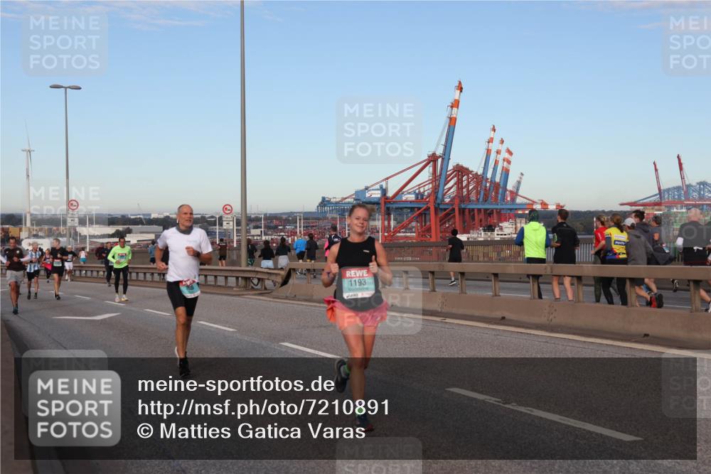 03.10.2024 - Köhlbrandbrückenlauf Matties Gatica Varas http://msf.ph/oto/7210891 03.10.2024 09:36:08 Position 2 1193 meine-sportfotos.de