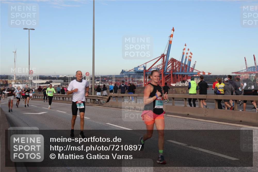 03.10.2024 - Köhlbrandbrückenlauf Matties Gatica Varas http://msf.ph/oto/7210897 03.10.2024 09:36:08 Position 2 1193 meine-sportfotos.de