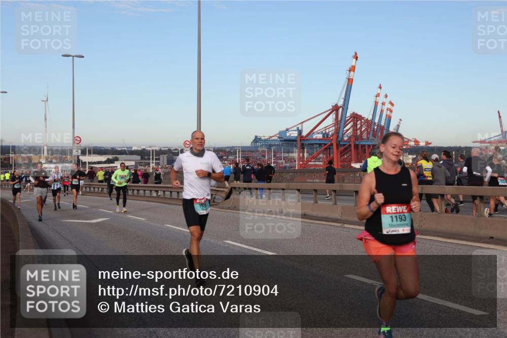 03.10.2024 - Köhlbrandbrückenlauf Matties Gatica Varas http://msf.ph/oto/7210904 03.10.2024 09:36:09 Position 2 1193 meine-sportfotos.de