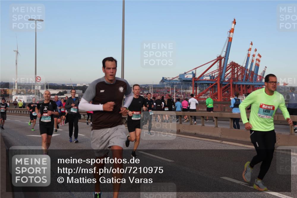 03.10.2024 - Köhlbrandbrückenlauf Matties Gatica Varas http://msf.ph/oto/7210975 03.10.2024 09:36:16 Position 2 500, 1, 2875, 1867, 1159, 1496 meine-sportfotos.de