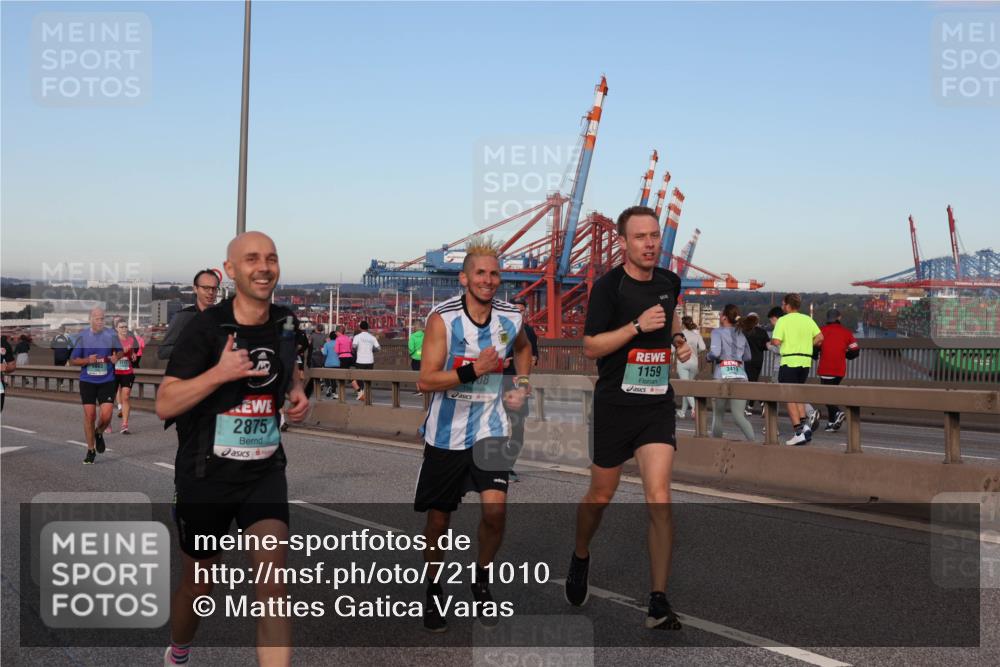 03.10.2024 - Köhlbrandbrückenlauf Matties Gatica Varas http://msf.ph/oto/7211010 03.10.2024 09:36:18 Position 2 2875, 08, 1159, 3419 meine-sportfotos.de