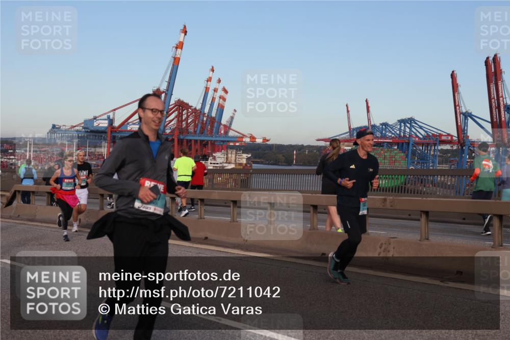 03.10.2024 - Köhlbrandbrückenlauf Matties Gatica Varas http://msf.ph/oto/7211042 03.10.2024 09:36:20 Position 2 1575 meine-sportfotos.de