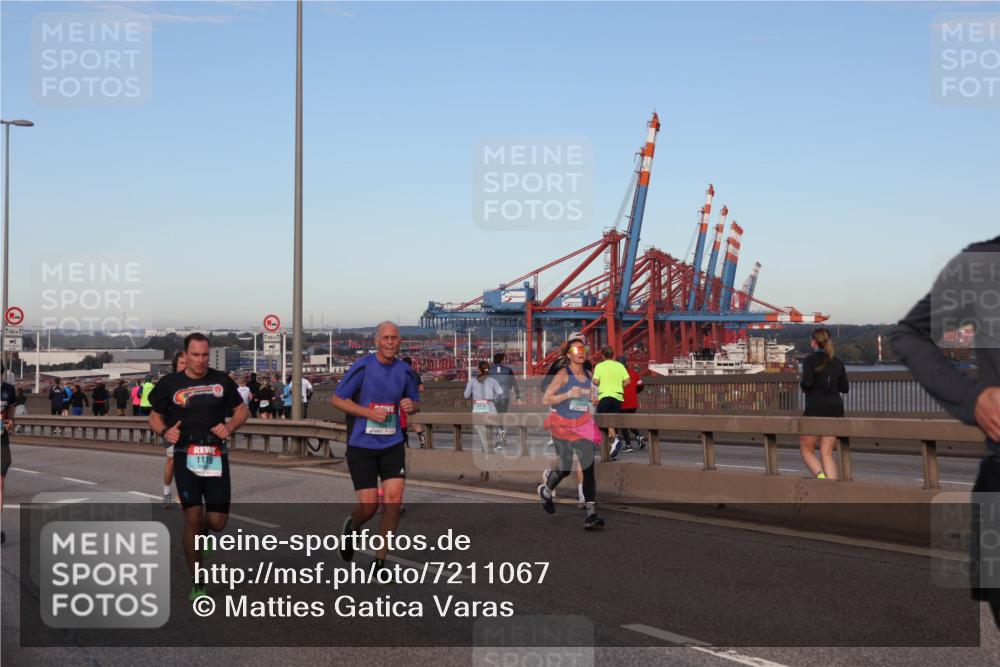 03.10.2024 - Köhlbrandbrückenlauf Matties Gatica Varas http://msf.ph/oto/7211067 03.10.2024 09:36:21 Position 2 1119, 500, 1 meine-sportfotos.de