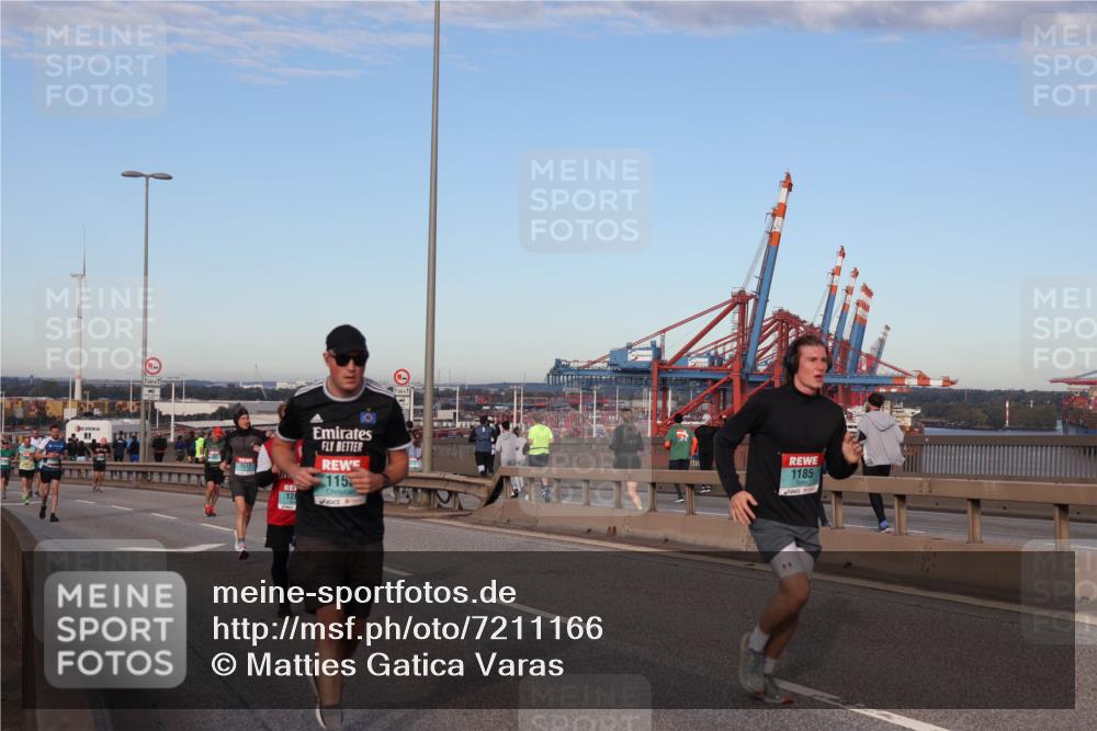 03.10.2024 - Köhlbrandbrückenlauf Matties Gatica Varas http://msf.ph/oto/7211166 03.10.2024 09:36:25 Position 2 120, 115, 500, 1, 1185 meine-sportfotos.de