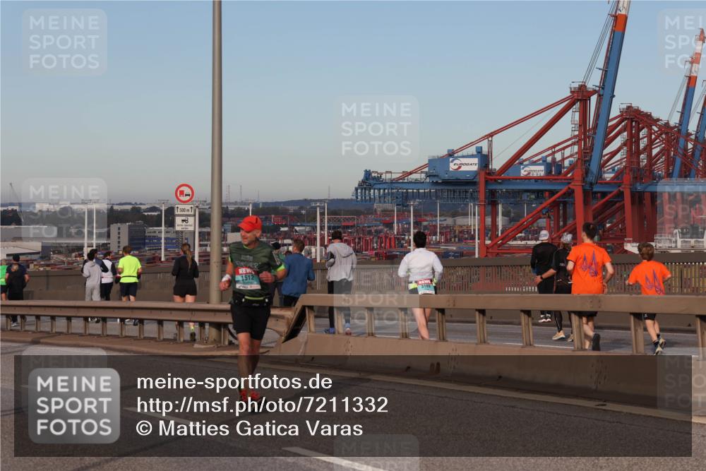 03.10.2024 - Köhlbrandbrückenlauf Matties Gatica Varas http://msf.ph/oto/7211332 03.10.2024 09:36:31 Position 2 1500, 1, 1512 meine-sportfotos.de